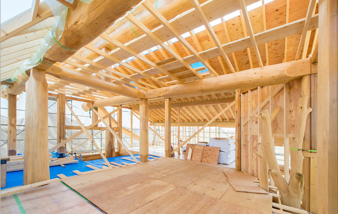 大型木造建築の施工風景